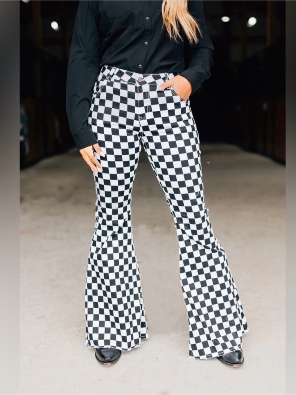 Ranch Dress’N Black & White Finish Line Checkered Flared Pants; Size 10